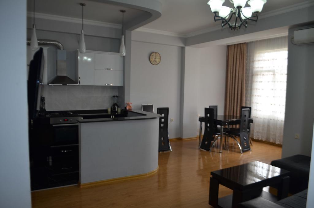 Apartment Like Home Batumi Zimmer foto